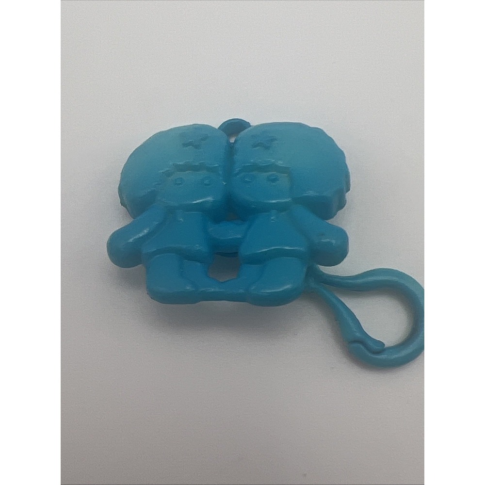 Vintage 1980s Plastic Charm Blue Little Twin Kids for Clip Necklace - Picture 3 of 3